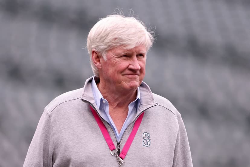 Microsoft Board Member Invests $2 Million Amid Stock Selloff