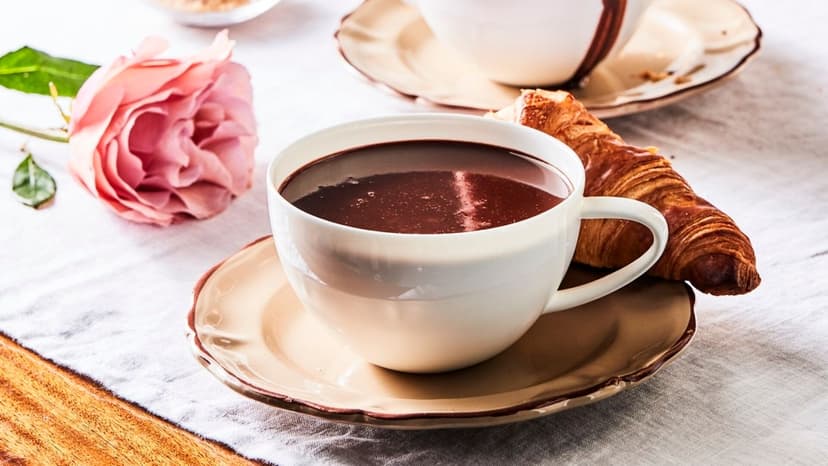 Drinks | How to make hot chocolate cups like in Parisian cafes