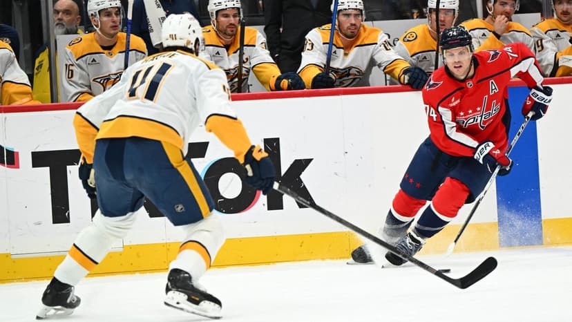 Jääkiekko | Seuralegenda John Carlson kaupattiin NHL:ssä – joukkuekaverit ”shokissa”