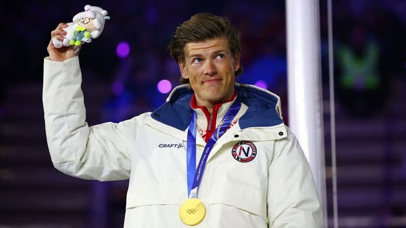 Maastohiihto | Norjalaismanageri vihjailee: Vaihtaako Johannes Kläbo lajia?