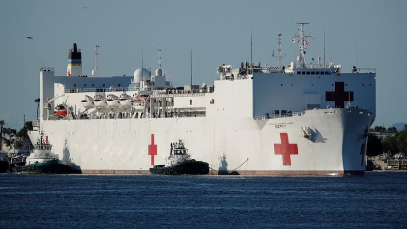 Grönlanti | Trump väitti lähettävänsä sairaala­laivan Grönlantiin, vaikka laivat näyttävät olevan telakalla Alabamassa