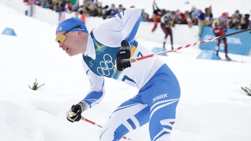 Olympialaiset | Suomen hiihtovalmentaja kävi ilman maskia Leijonien ottelussa – Ylellä kovaa kritiikkiä