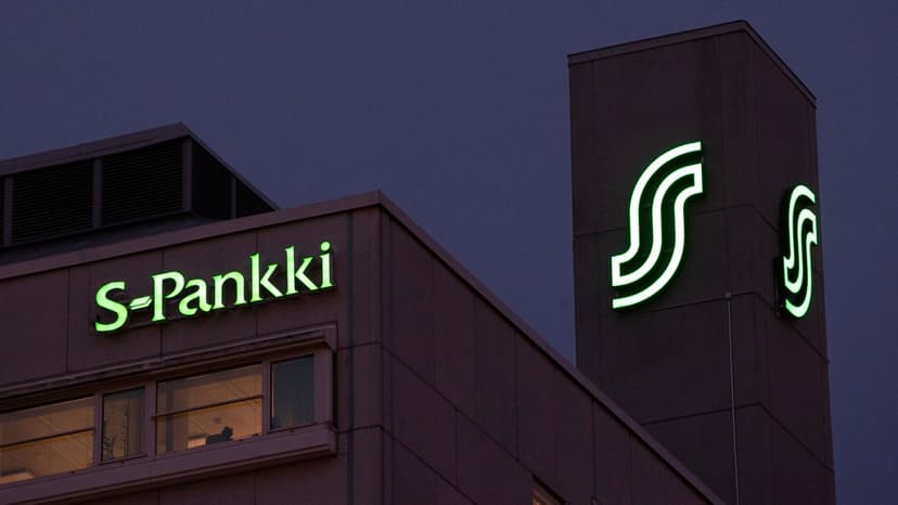 S-ryhmä Justifies High Politician Fees Amid Controversy in Finland