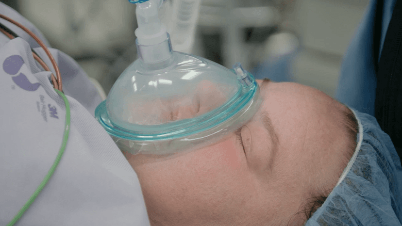 '1000-lb Sisters' Star Amy Undergoes Surgery to Correct Lazy Eye, on Video