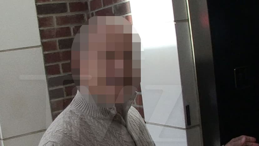 Guess Who This '90s Sitcom Star Is!