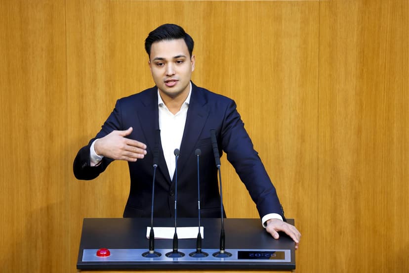 Austrian Government's First Year Review: Pension System Remains Critical