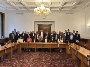 New MP Edis Daudov Sworn In, Immediately Becomes Independent in Bulgaria