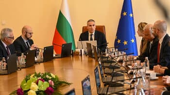Bulgarian Cabinet Ready to Fund Voting Screens, Awaits Election Commission Order