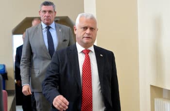 Bulgarian Minister Dechev: Police Chiefs Linked to 'Petrokhan' Reassigned, Not Fired