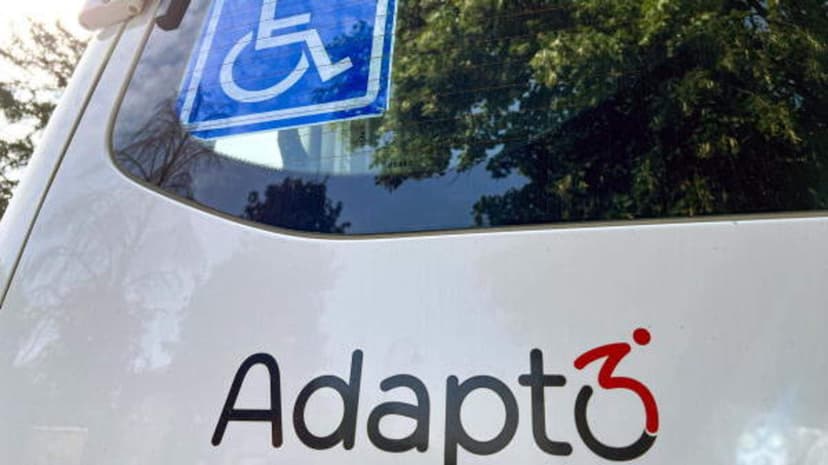 Vorwürfe gegen Adapto: Seniorin fordert bessere Ausbildung der Fahrer