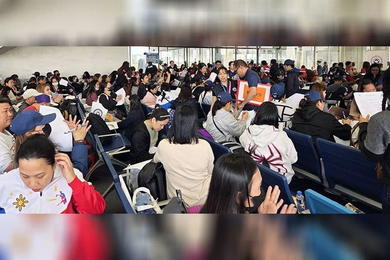 Over 300 Filipinos Repatriated from Bahrain and Saudi Arabia
