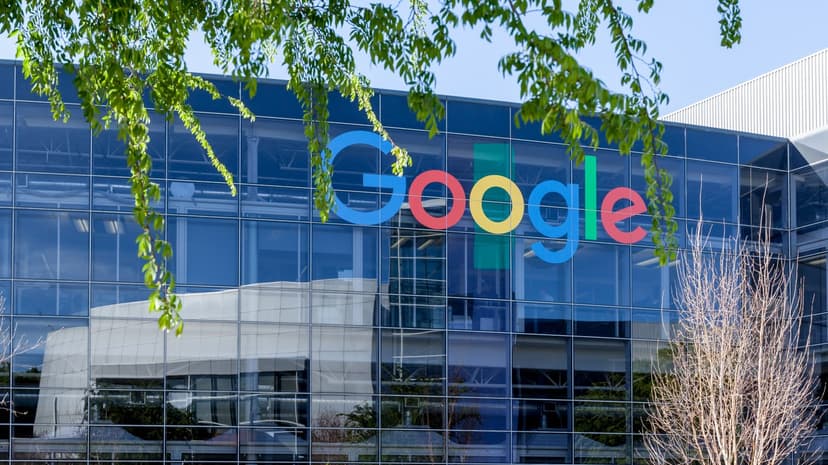 Analysts Set $348 Target for Google After February Dip