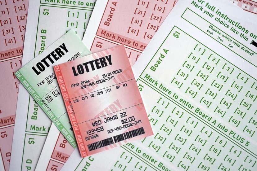 Wife Claims Winning Lotto Ticket as Her Own, Husband Threatens Divorce