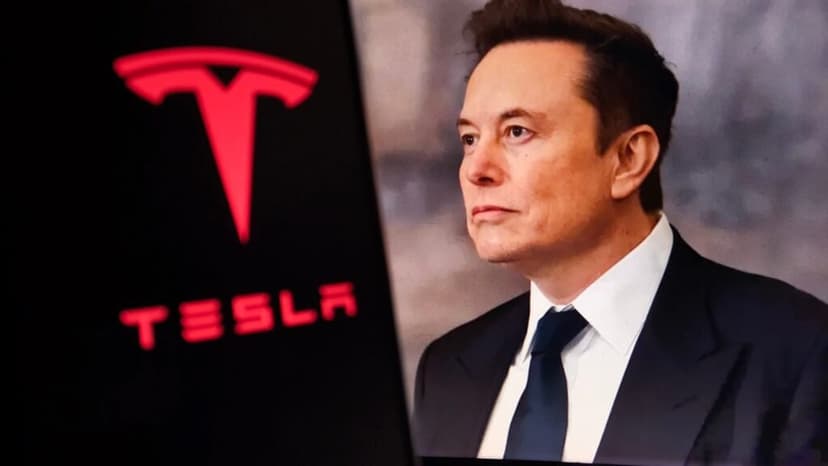 Tesla Hit With $1 Million FSD Lawsuit In Texas, Owner Blames 'Aggressive And Irresponsible Salesman' Elon Musk: Report
