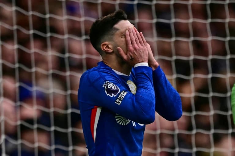 Chelsea players 'did not do their job' in Burnley draw, fumes Rosenior