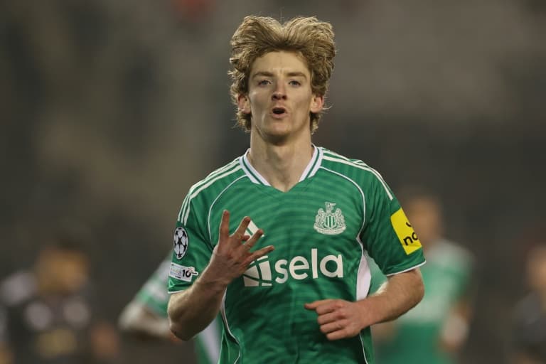 Newcastle Crushes Qarabag in Champions League Play-off