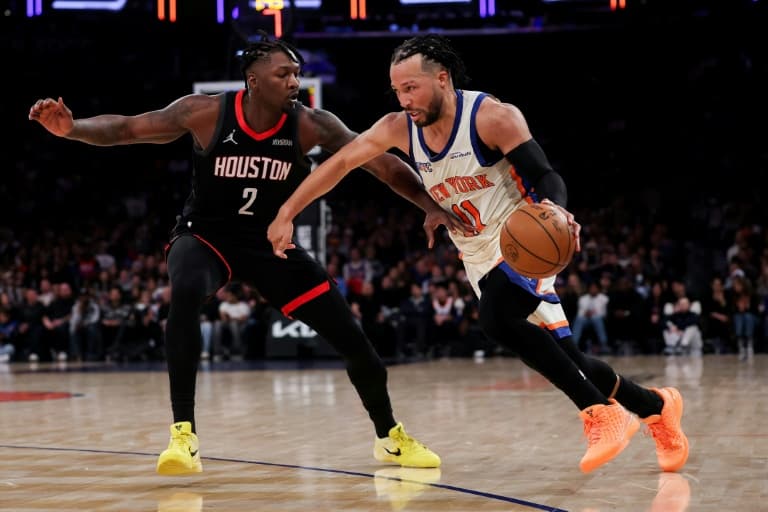 Knicks Rally to Beat Rockets 108-106
