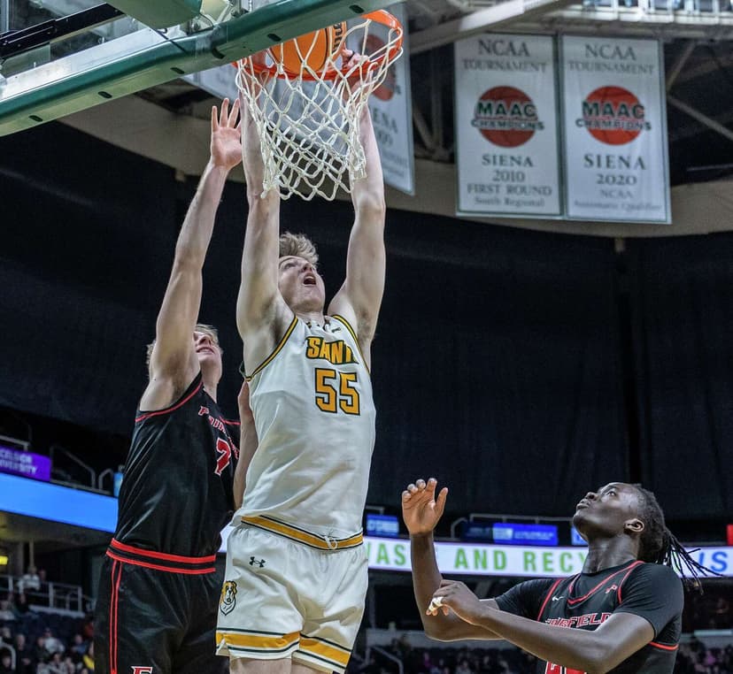 Rotterdam's Mulvey big in Siena basketball win over Saint Peter's