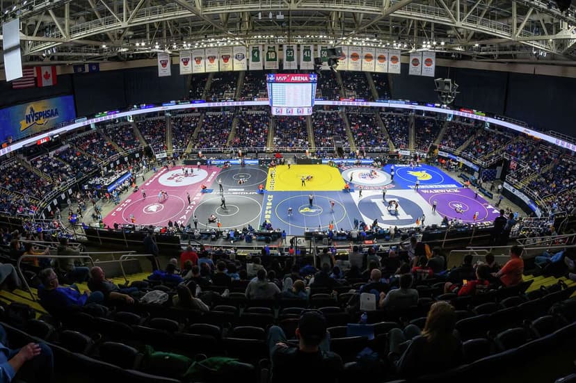 Live NYSPHSAA wrestling championship updates: Semifinal round approaches on Day 2