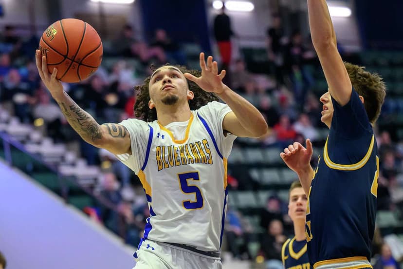 Hudson advances to its first sectional boys' basketball title game in 10 years