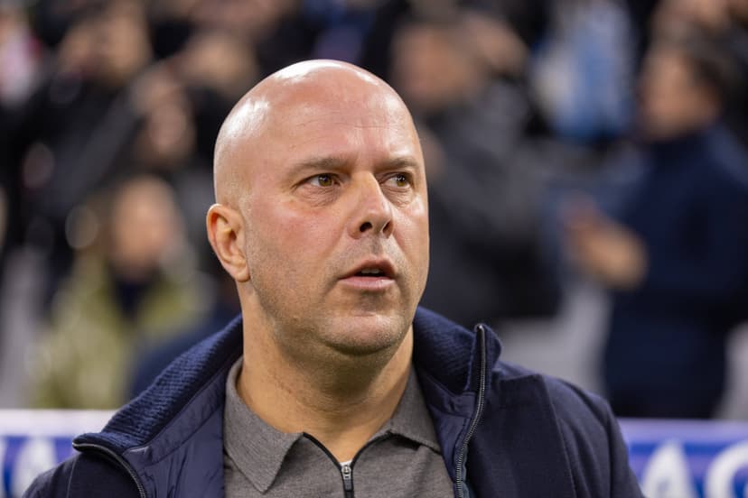 £400k per week Liverpool cult hero wanted for Premier League return