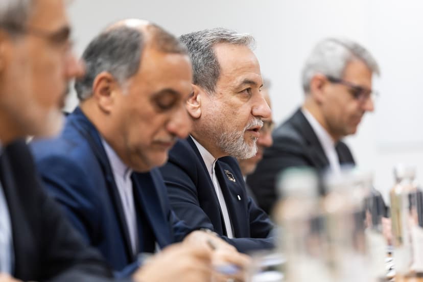 Trump Considers Limited Strikes as Iranian Deal Looms