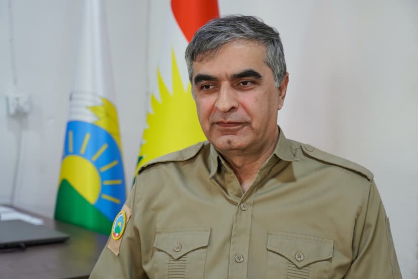 Tensions within Iranian opposition surface between Shah's son and Kurdish dissidents