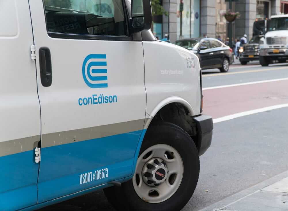 Are Wall Street Analysts Predicting Consolidated Edison Stock Will Climb or Sink?