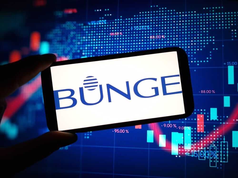 Bunge Global Stock Outlook: Is Wall Street Bullish or Bearish?