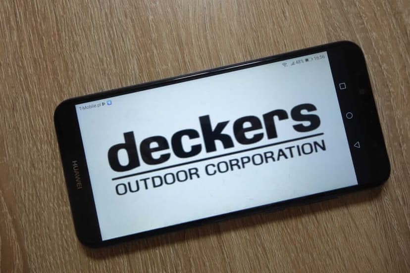 Are Wall Street Analysts Bullish on Deckers Outdoor Stock?