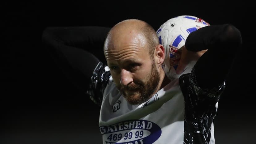 Ex-Gateshead midfielder Edwards joins Ostersunds