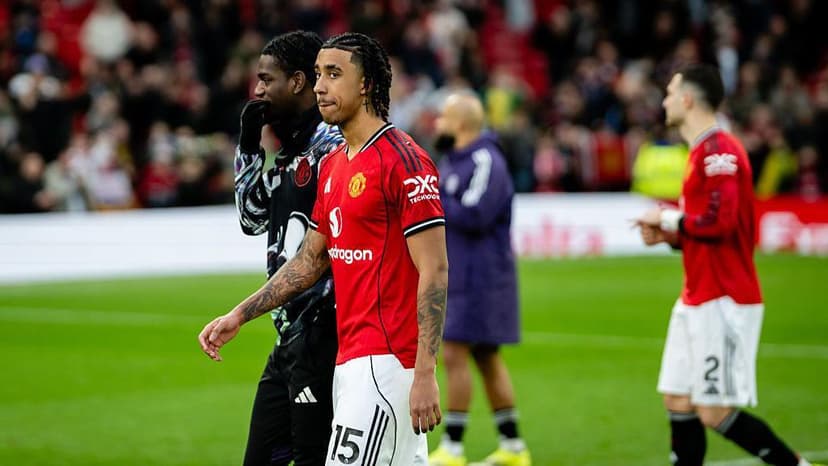 🎧'A lot of responsibility on really young players'