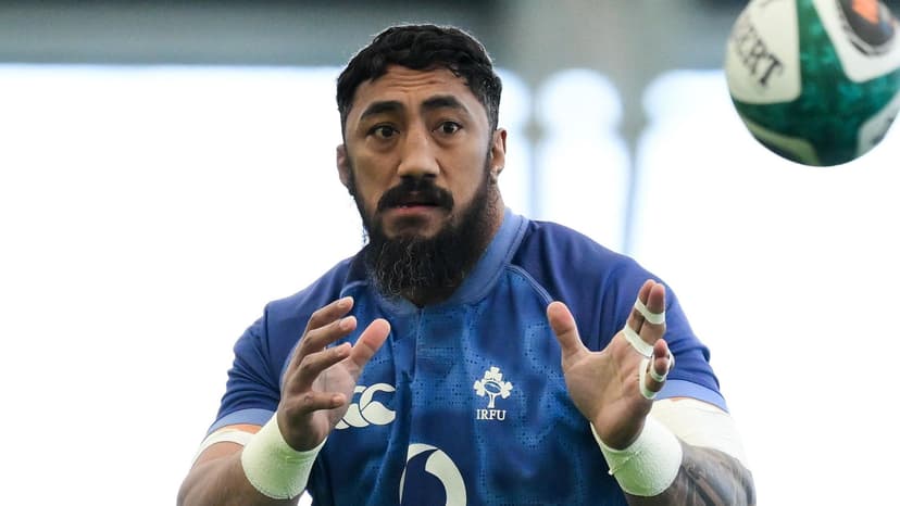 Farrell expects recalled Aki to stay with Ireland