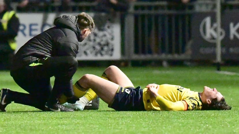 Torquay boss Wotton concerned by Dreyer ankle injury