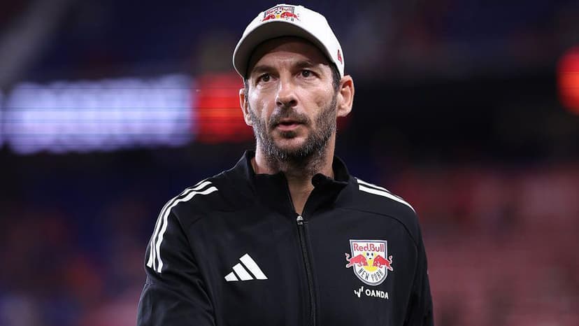 Who is Aberdeen managerial candidate Schwarz?