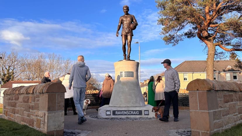 Statue of Celtic legend Tommy Gemmell unveiled