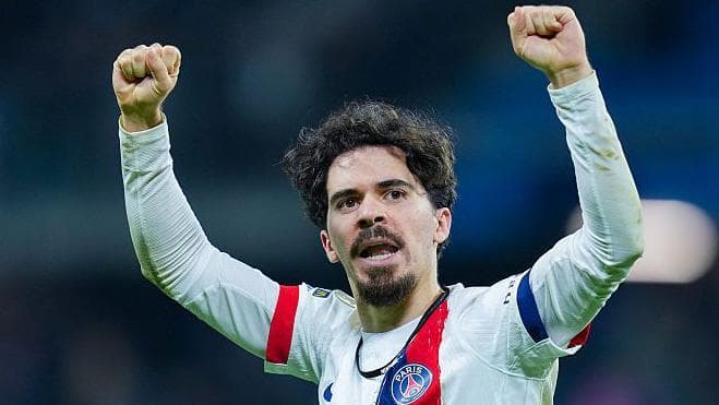 PSG beat Le Havre to open up four-point lead at top