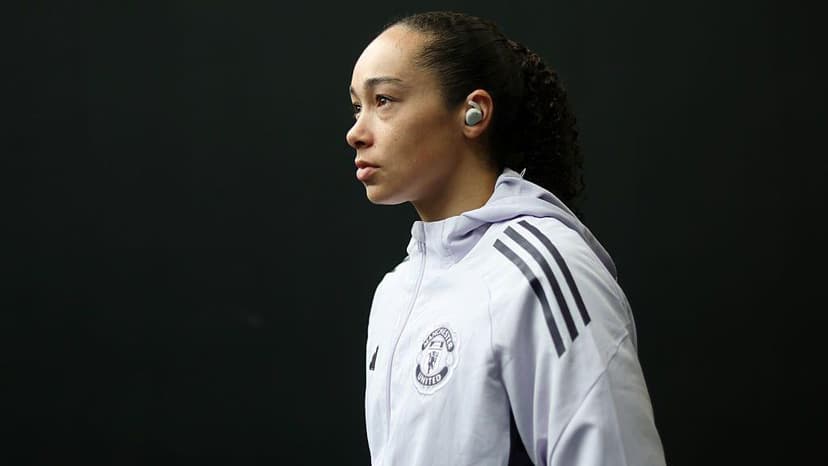 Tullis-Joyce backs Man Utd to match Chelsea's level