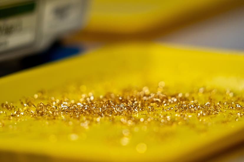 Gold Gains as Traders Mull Next Trump Moves After Tariff Ruling