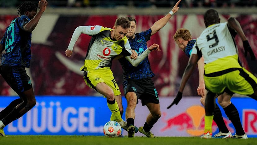 Borussia Dortmund Secures Draw Against Leipzig After Trailing 0-2