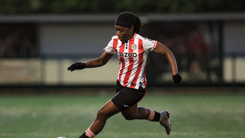 Brentford Women B 5 Regents Park Rangers 0: Robertson’s brace extends Bees stay at top of league table