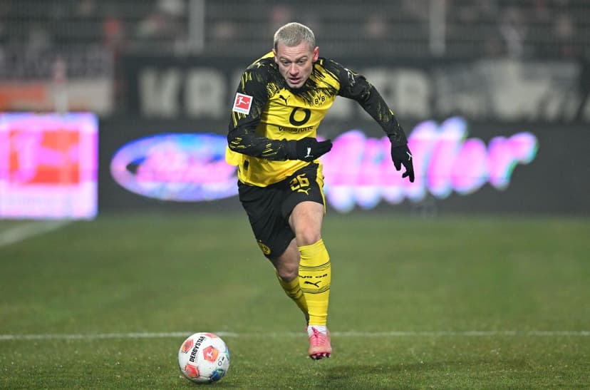 Dortmund boss comments on Ryerson's future amid Man United, Liverpool and Barcelona links