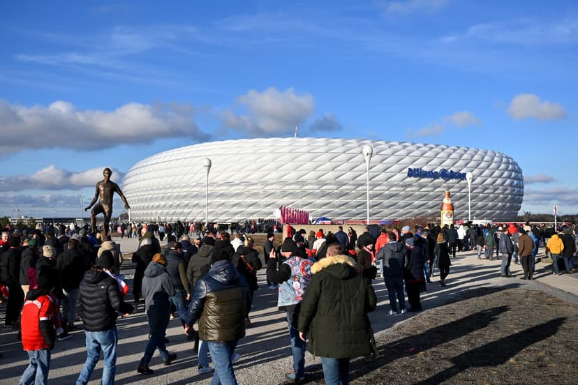 FC Bayern vs Eintracht Frankfurt Bundesliga Lineups Confirmed
