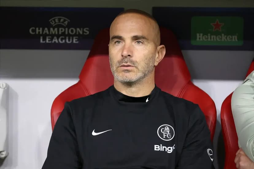 Enzo Maresca places future on hold amid Manchester City job belief