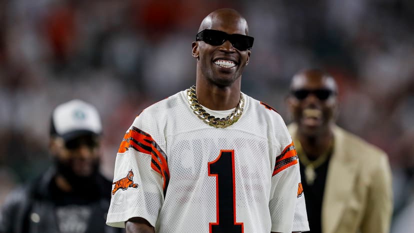 Chad Johnson speculates on Floyd Mayweather’s motives for coming back