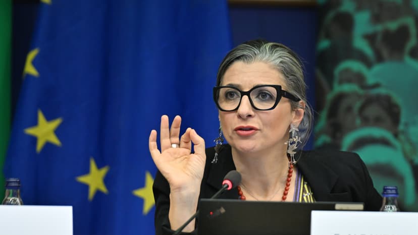 France Withdraws Call for Albanese Resignation at UN Meeting