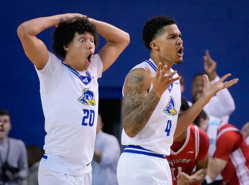 Last-Second Fouls Lead to Blue Hens' OT Hoops Loss