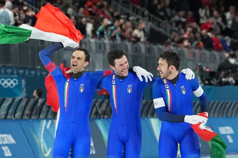 Italy Claims Third Speed Skating Gold with Men's Pursuit Win
