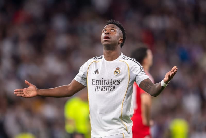 Madrid edge Benfica in grudge match as Atalanta stun Dortmund late on