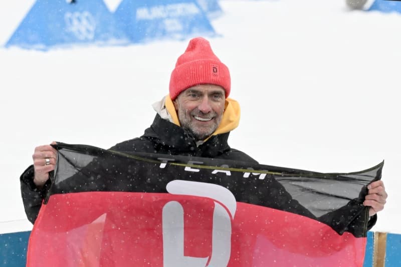 Jürgen Klopp Enjoys Olympic Biathlon Outing, Rings Bell